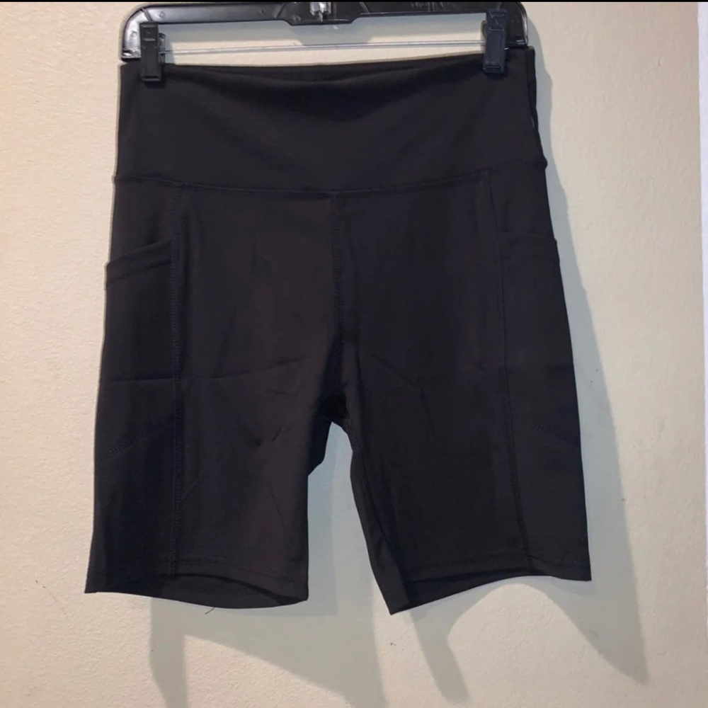 NWT Women’s Biker Shorts - Picture 10 of 10